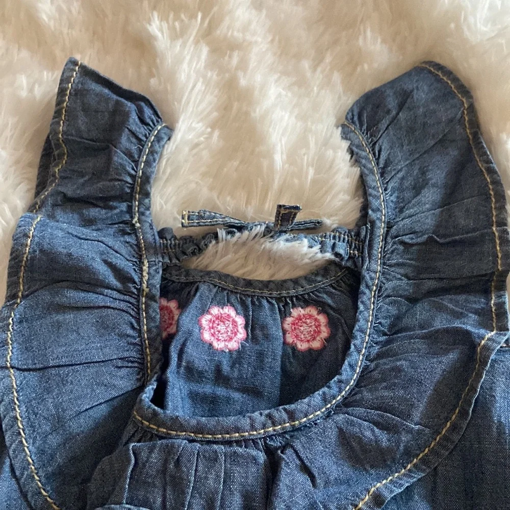 Girls adorable blue jean top!